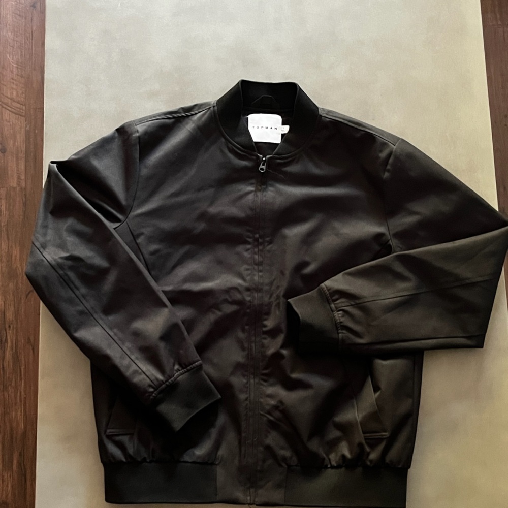 Men’s black jacket